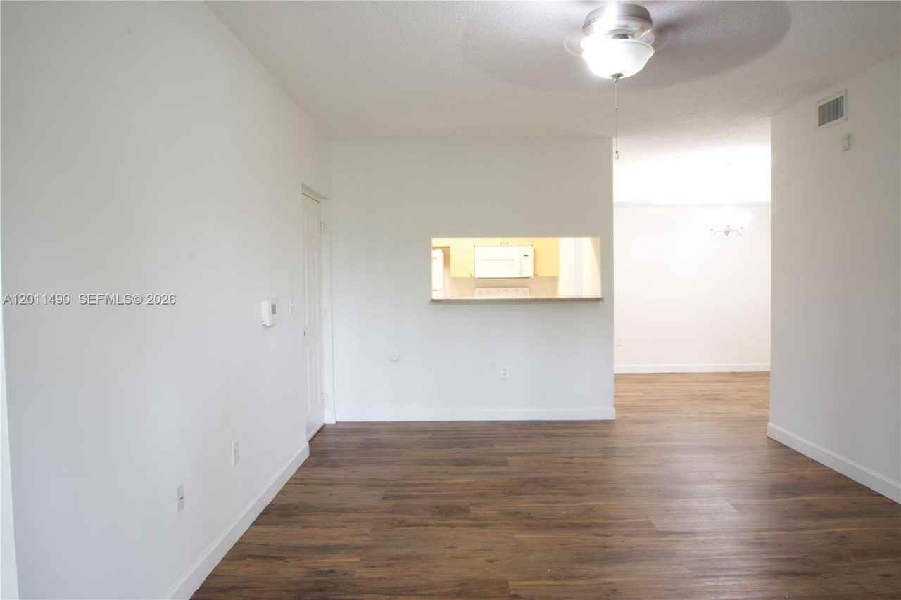 2440 E Preserve Way #102 - Photo 3 of 40