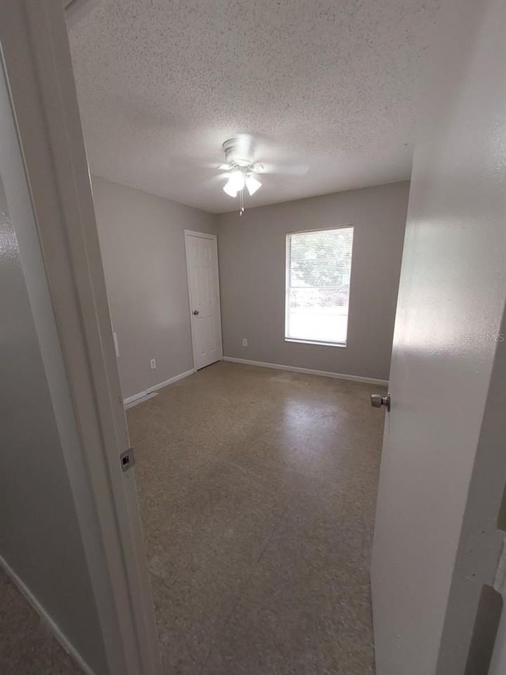 713 66th Ave W - Photo 6 of 14