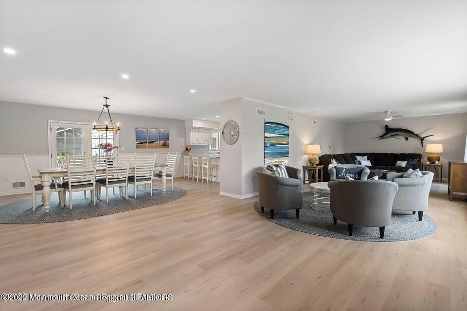 425 Atlantic Ave - Photo 7 of 26