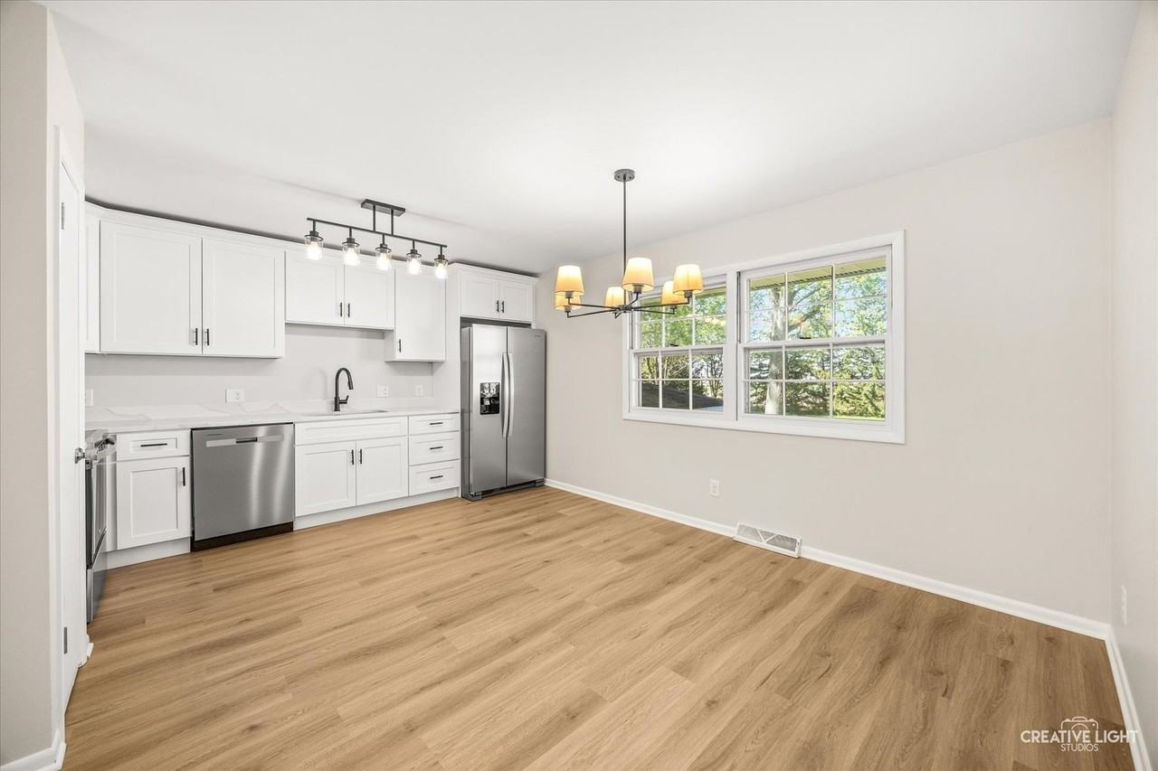 8N486 Thomas Rd #B - Photo 5 of 17
