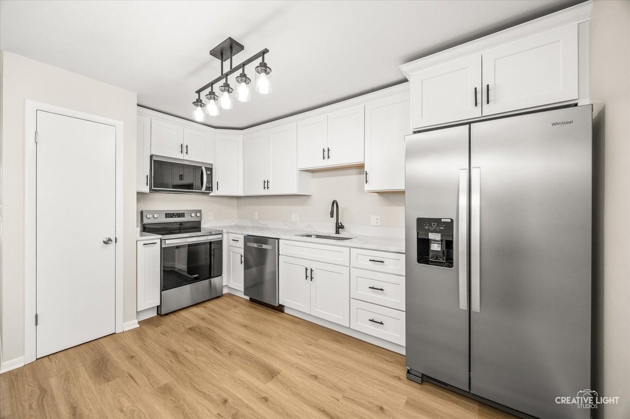 8N486 Thomas Rd #B - Photo 6 of 17