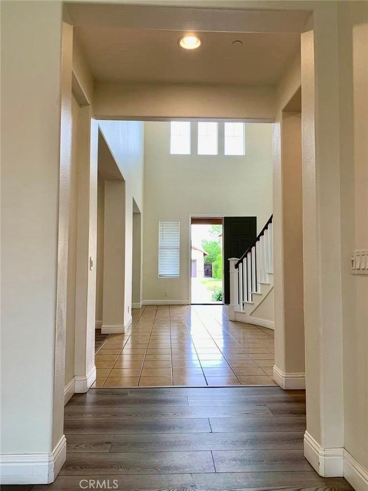 10828 Portofino Ln - Photo 4 of 14