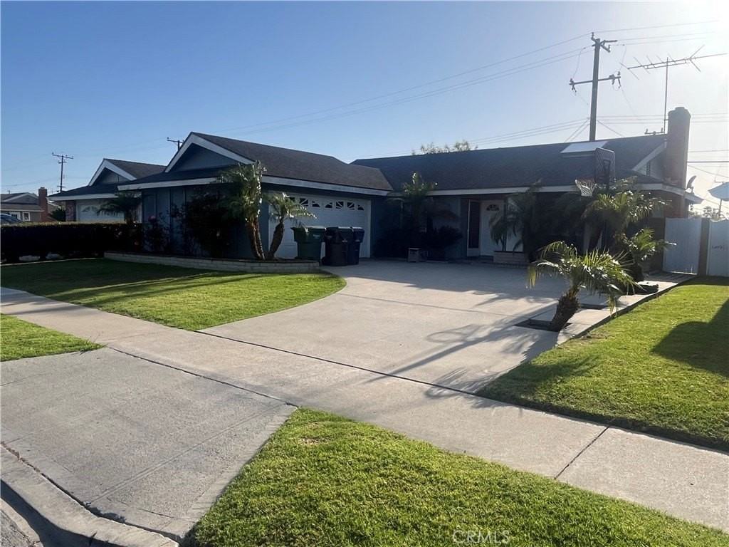17671 Wrightwood Ln