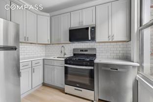 996 Hart St #2 - Photo 1 of 1