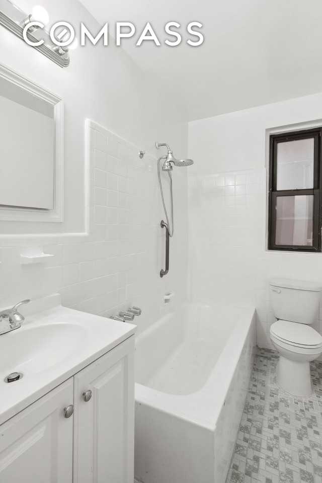 445 W 240th St #3A - Photo 5 of 8