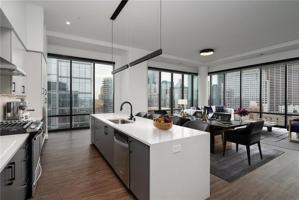 featured image of 270 Hennepin Ave #2006