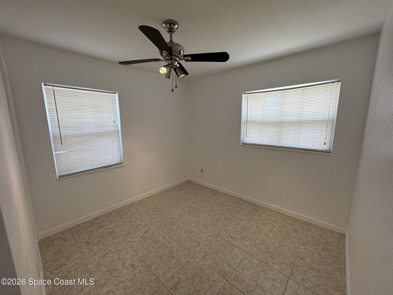 507 Seacrest Ave - Photo 5 of 17