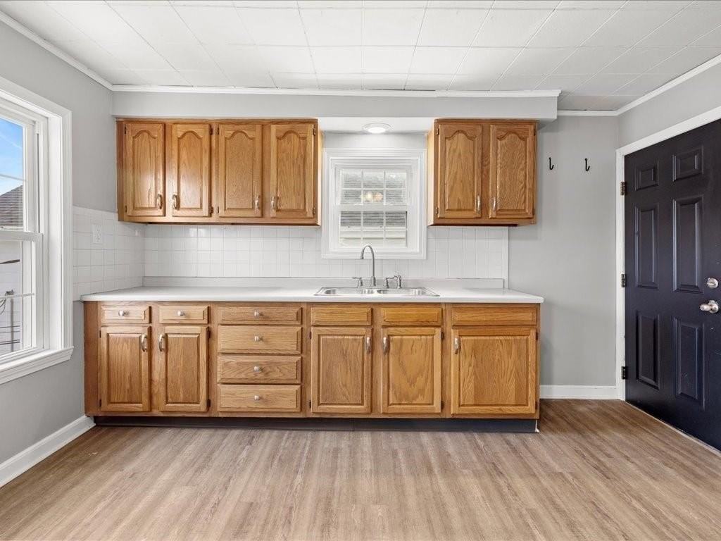 88 Pleasant St #2 - Photo 4 of 18