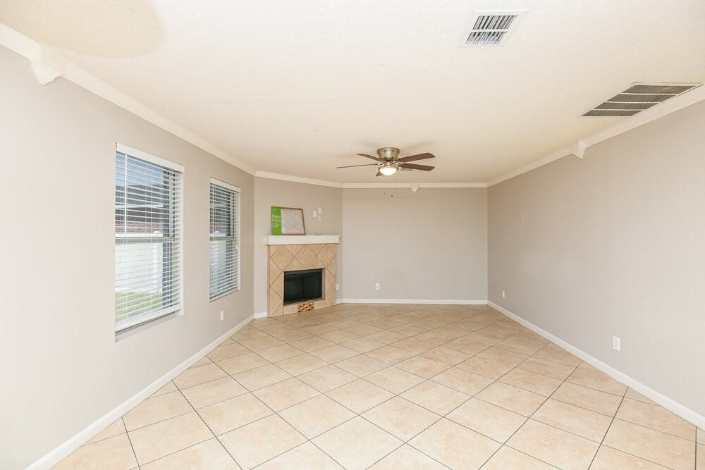 3115 Teodoro Dr - Photo 5 of 17
