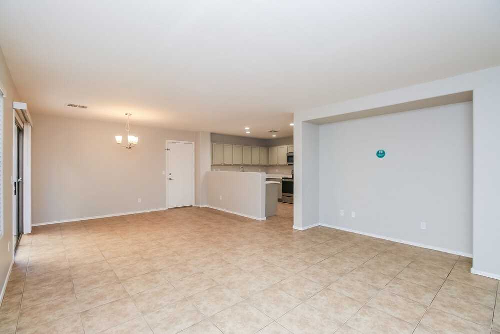 3931 E Jasper Dr - Photo 5 of 17