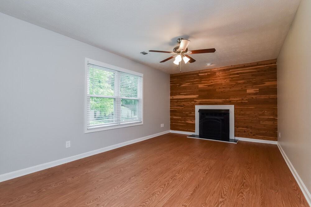 3939 Valley Brook Rd - Photo 6 of 18
