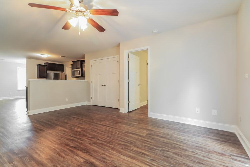177 Colony Park Ln - Photo 4 of 16