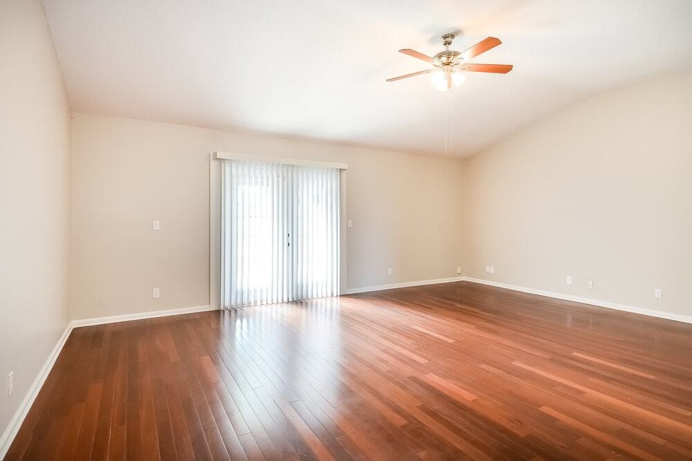 12640 Ashmore Green Dr S - Photo 4 of 16