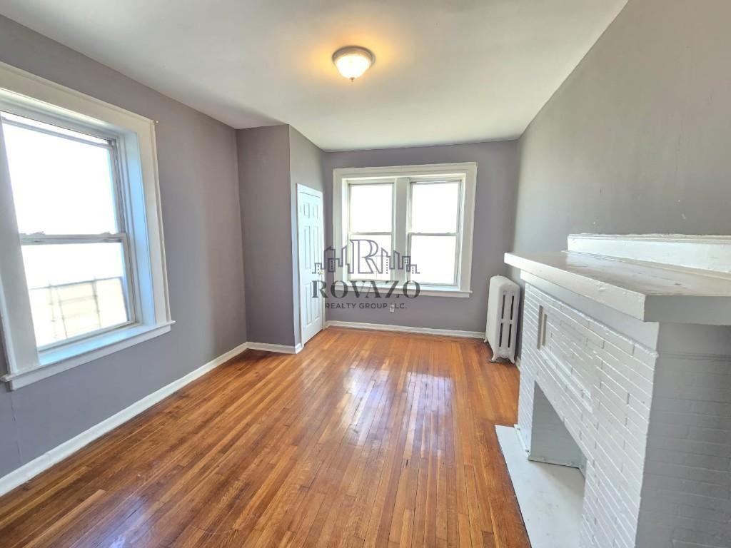 220 Roseville Avenue #305 - Photo 3 of 5