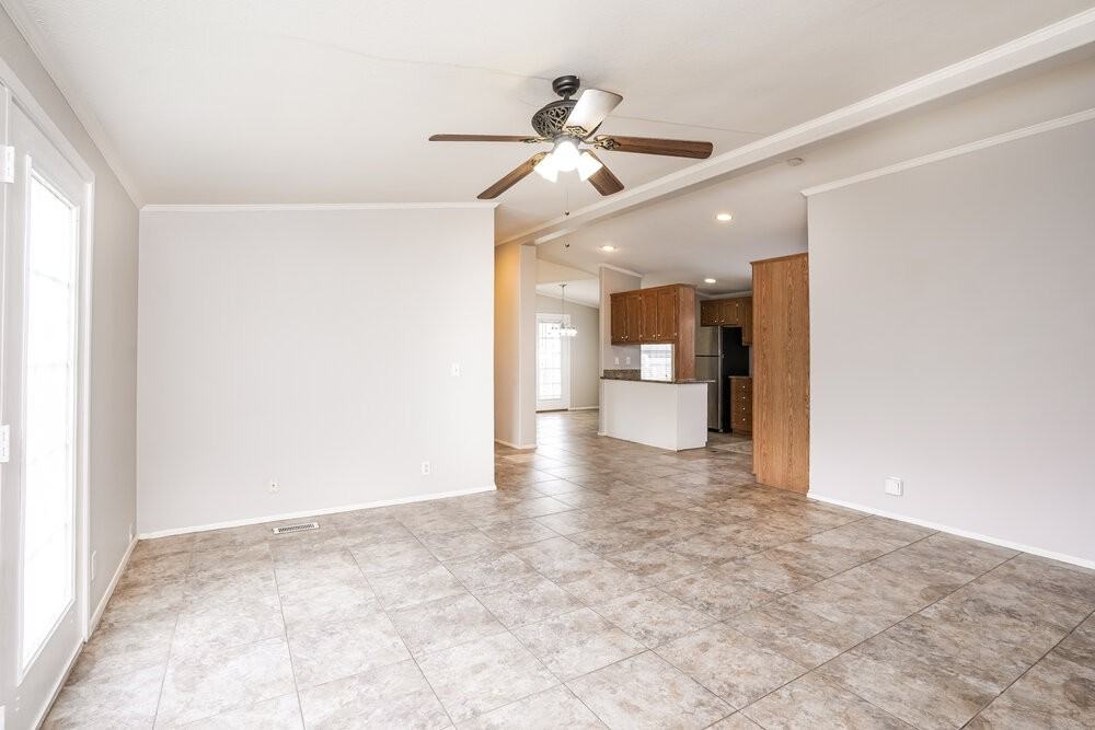 10115 Elderberry Park Ln - Photo 6 of 16
