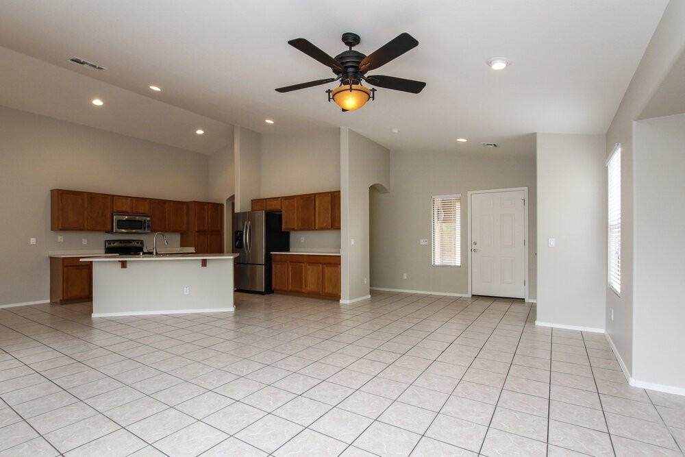 9166 W Melinda Ln - Photo 2 of 15