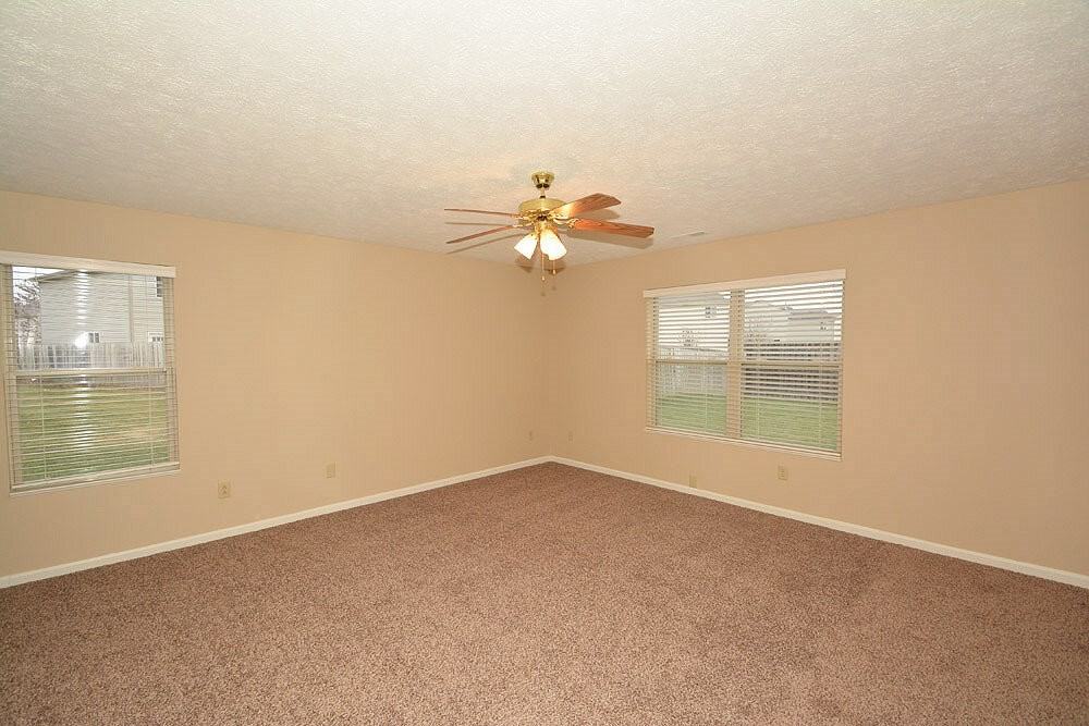 14326 Worthington Blvd - Photo 3 of 24