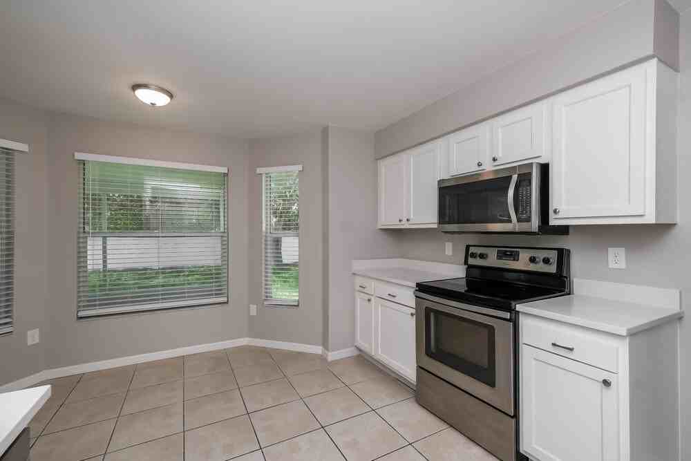13423 Beechberry Dr - Photo 7 of 17
