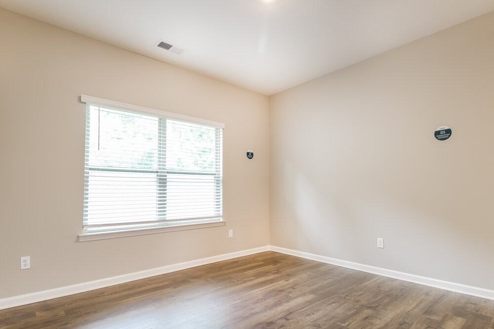 365 Beau Tisdale Dr - Photo 5 of 16