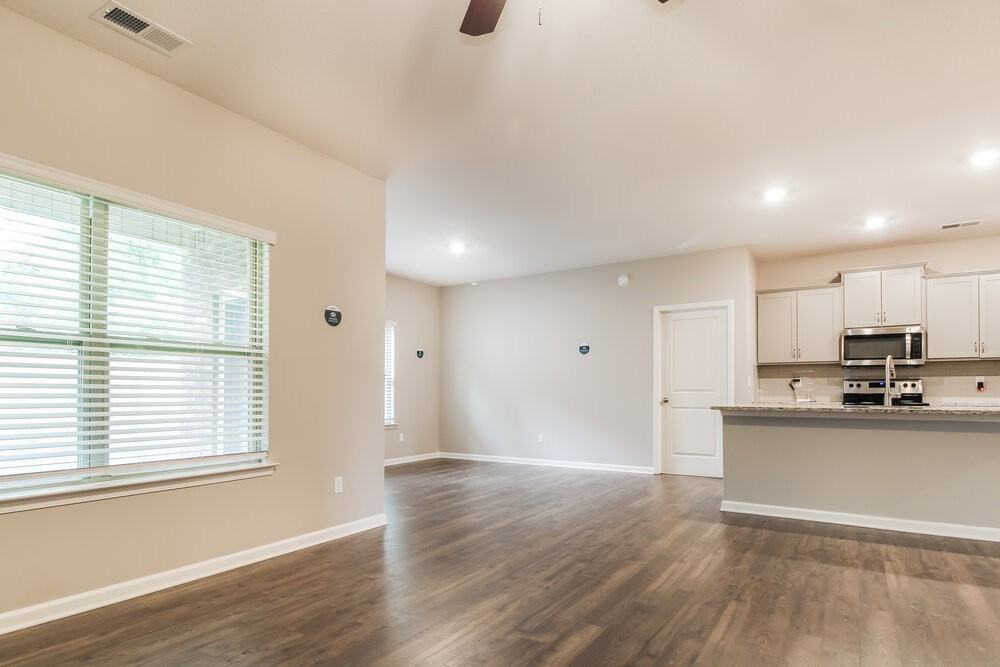 365 Beau Tisdale Dr - Photo 6 of 16