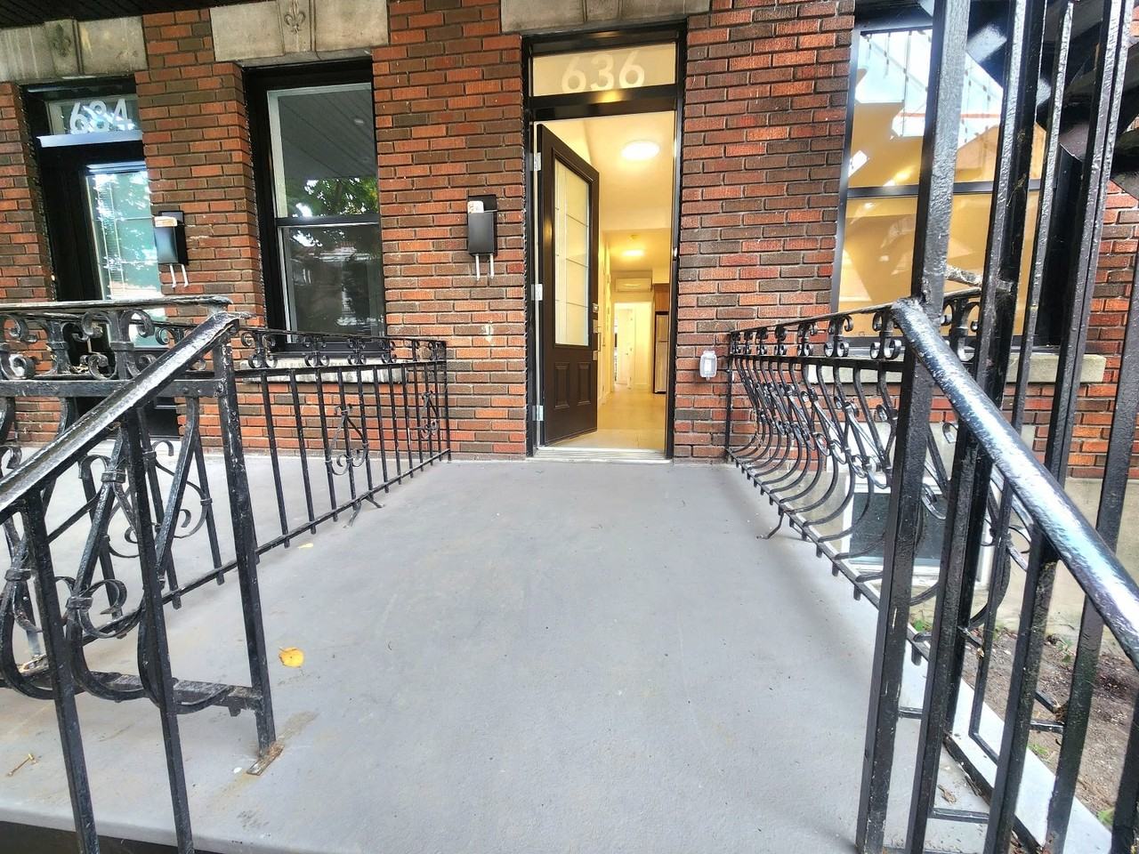 636 Rue Egan - Photo 4 of 21