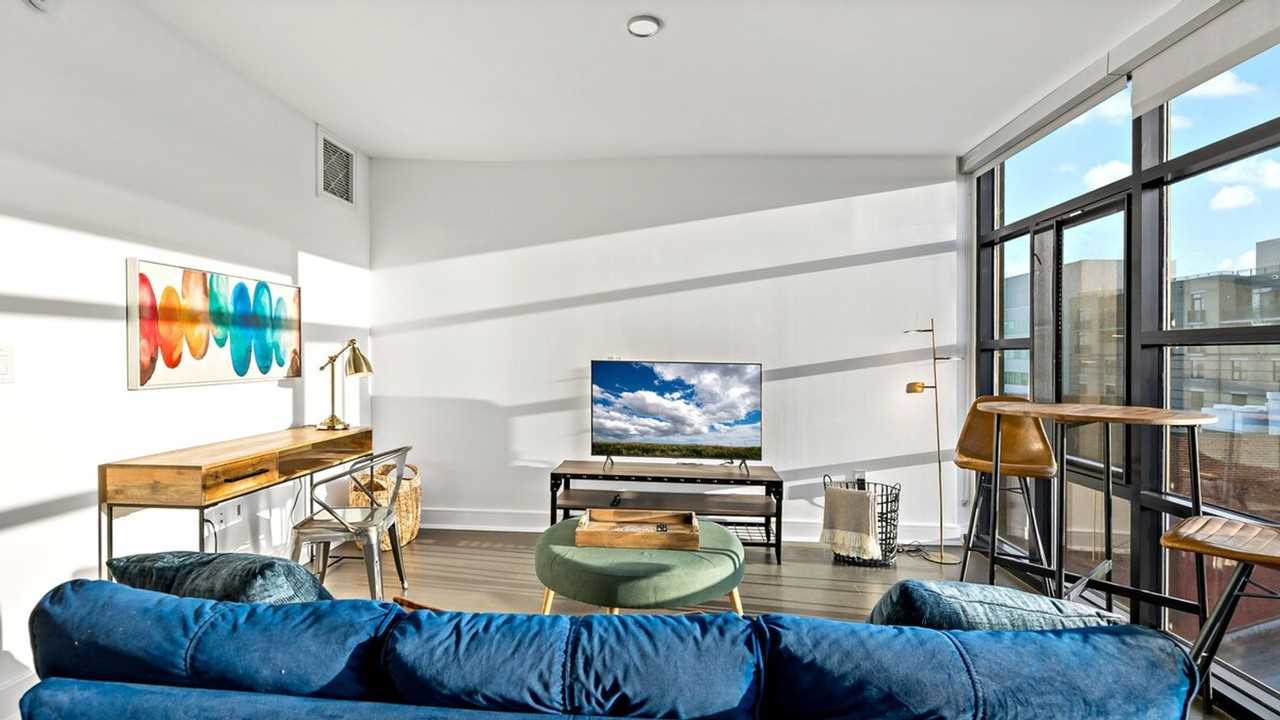 1915 7th St Nw #1395402P - Photo 6 of 32