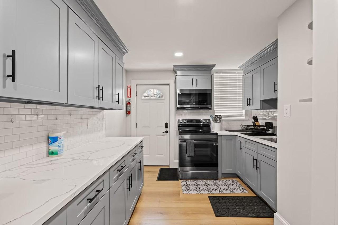 613 Harvard St Nw #1511067P - Photo 4 of 14