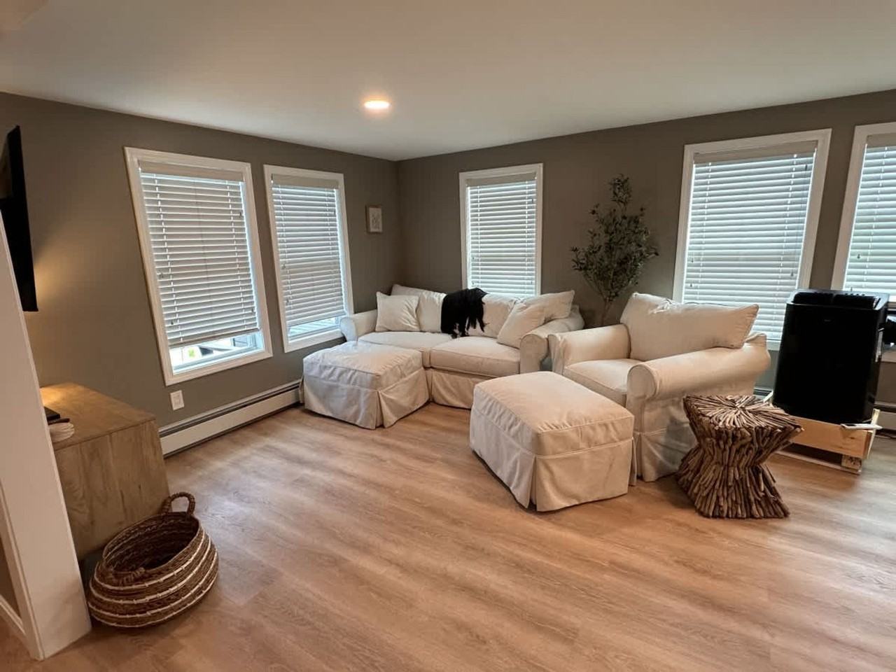 301 Portsmouth Ave #1312414P - Photo 2 of 19
