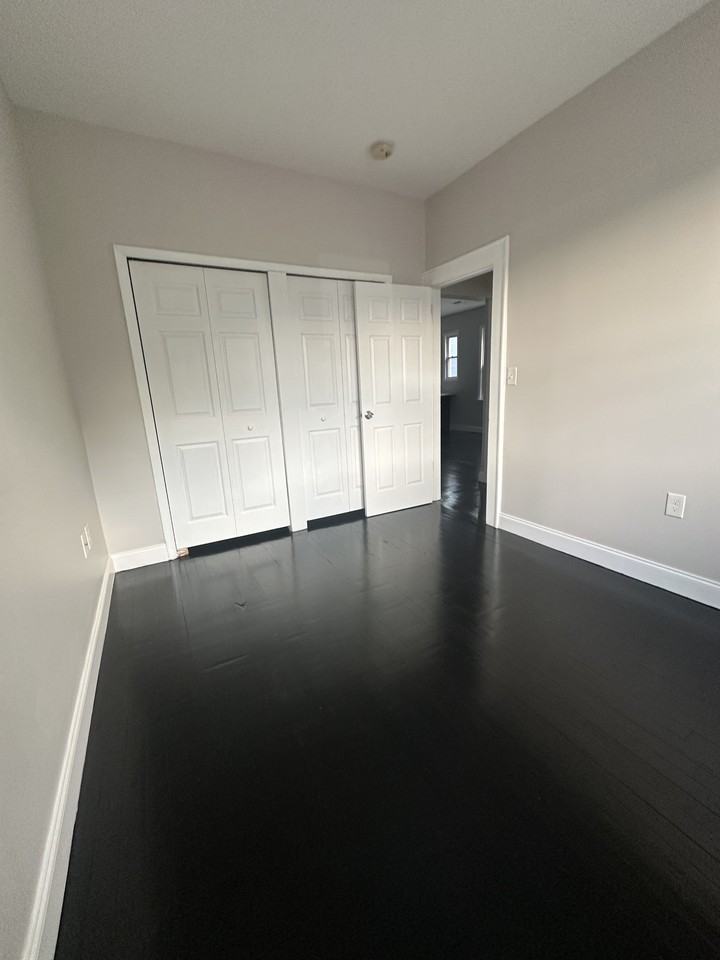 170 Union Ave #2R - Photo 5 of 16