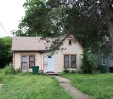 featured image of 208 N Lumpkin St