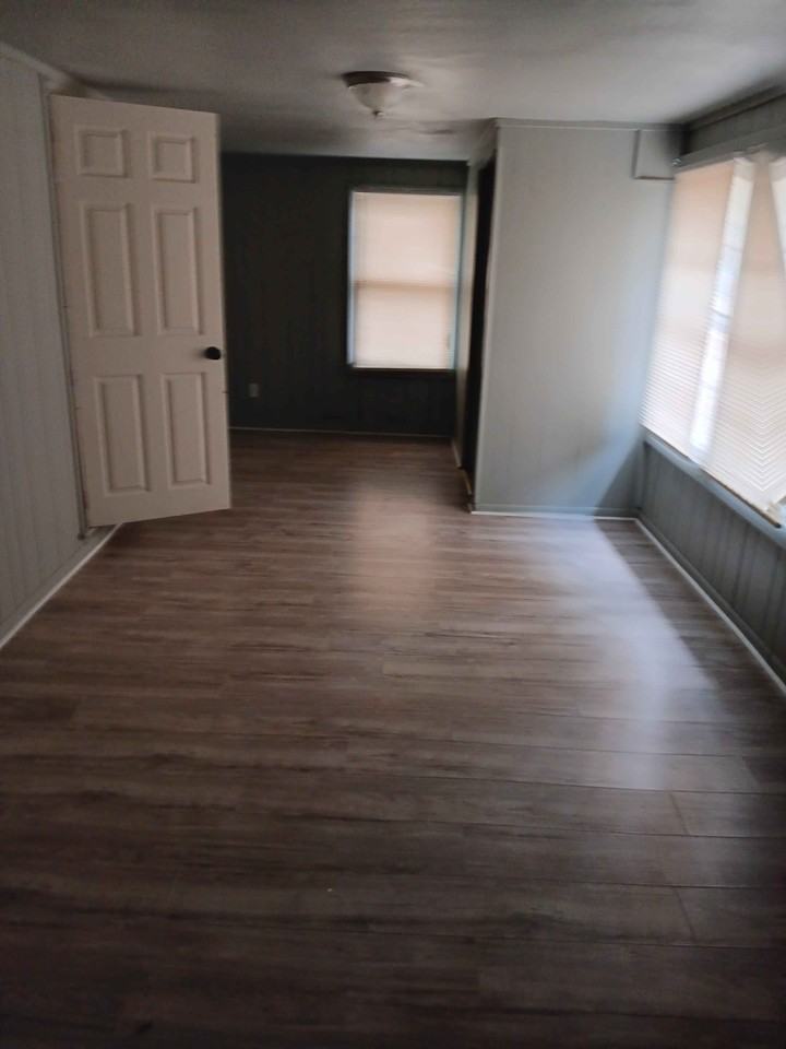 106 N 2nd St - Photo 4 of 10