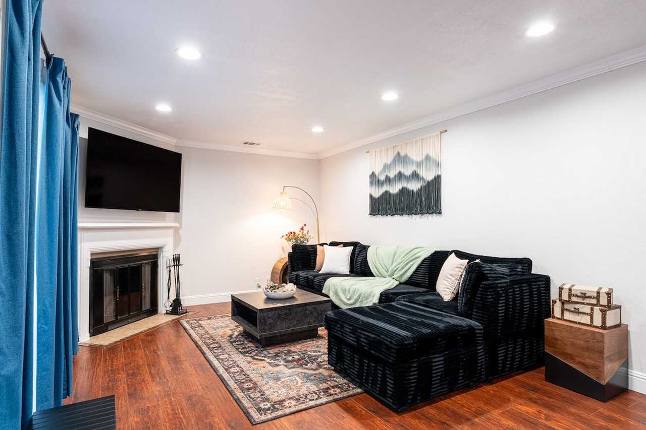 1004 Airport Blvd #1514081P - Photo 2 of 40