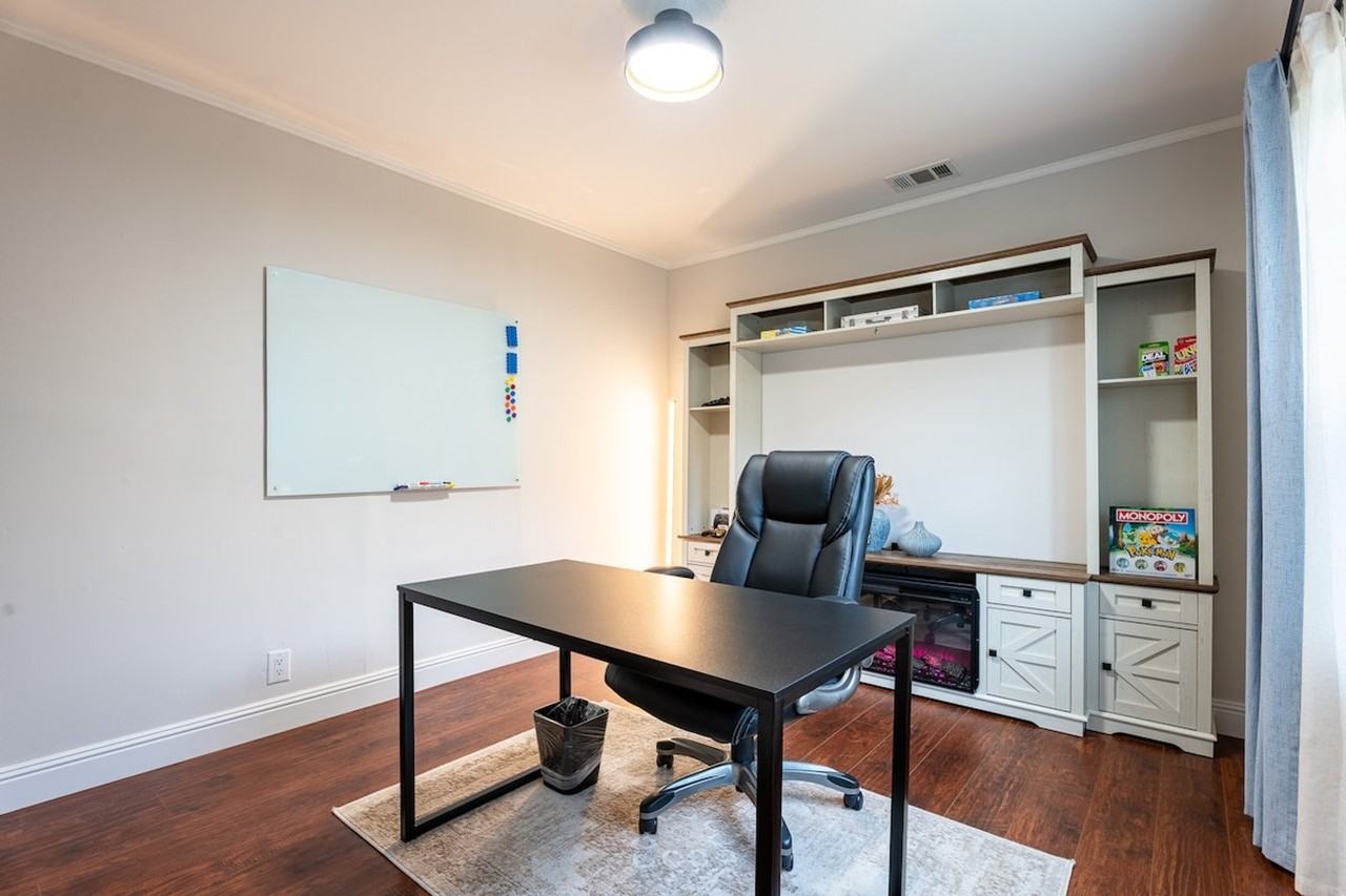 1004 Airport Blvd #1514081P - Photo 4 of 40