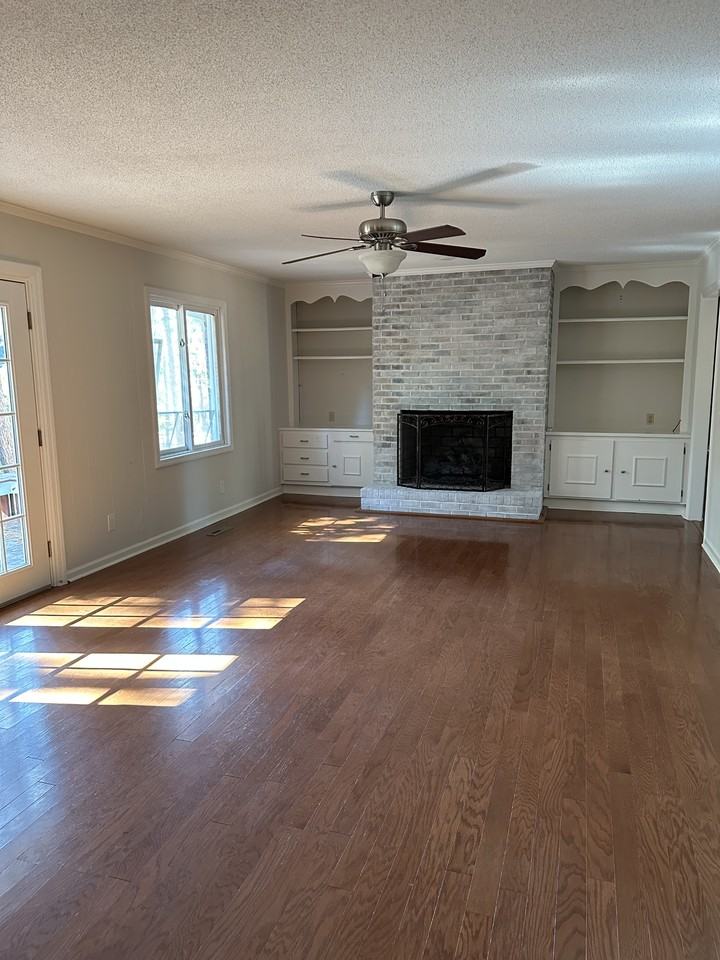 147 Pine Ridge Dr - Photo 2 of 15