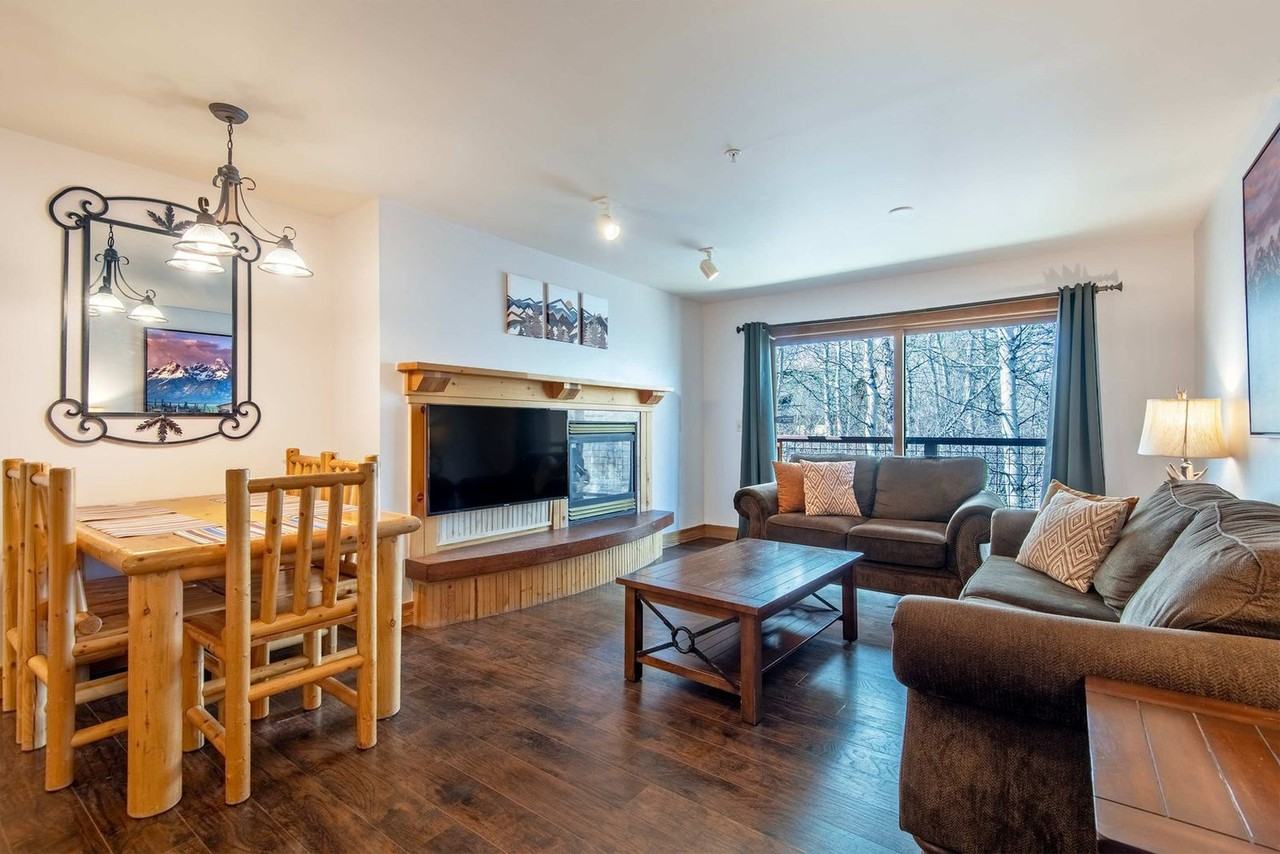 2740 Shadowmoon Ln #1520907P - Photo 6 of 35