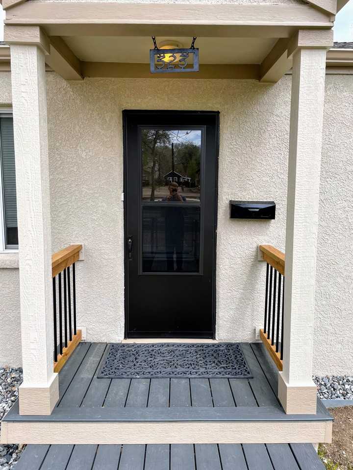 327 N Spruce St - Photo 5 of 16