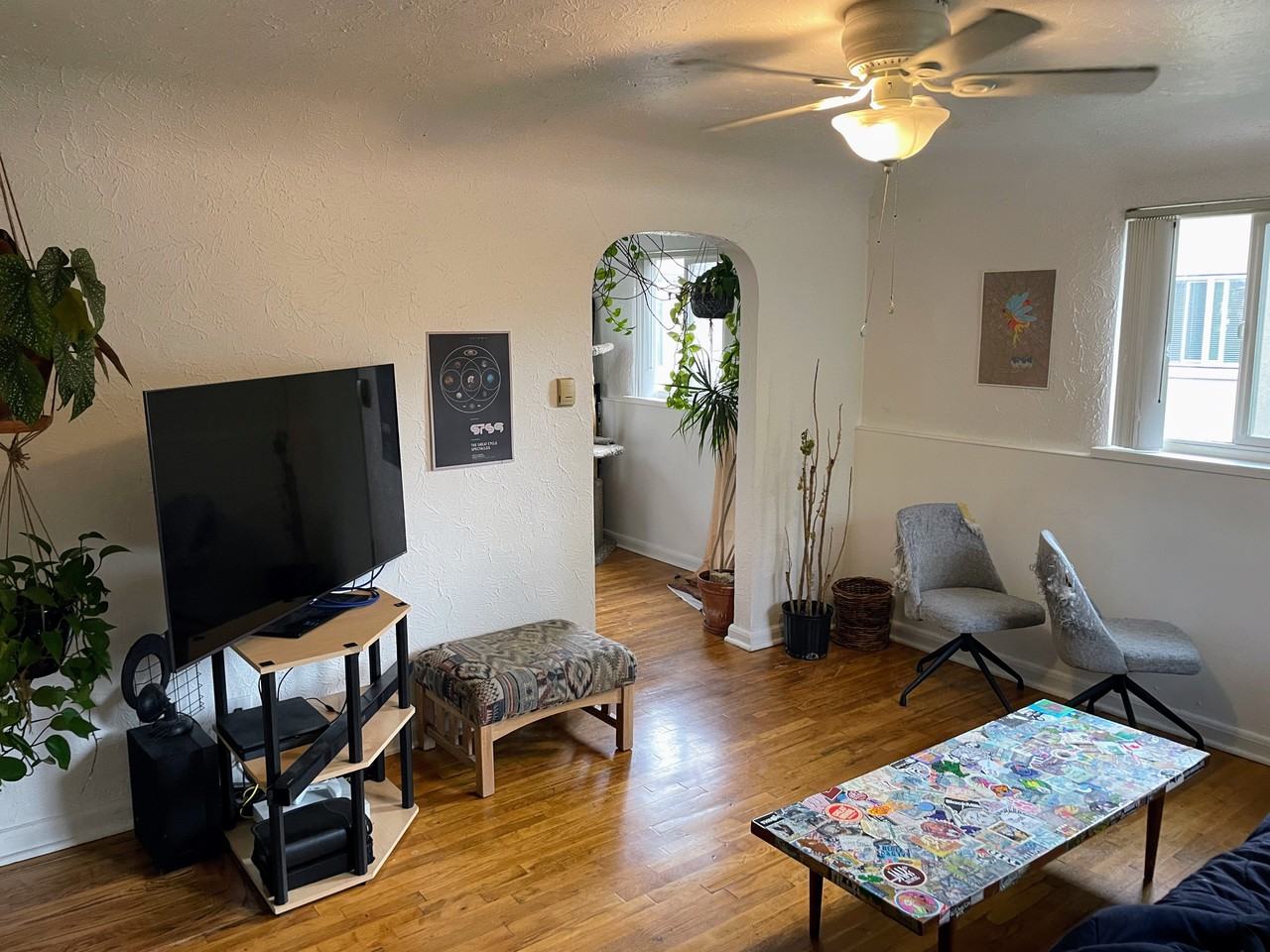 327 N Spruce St - Photo 6 of 16