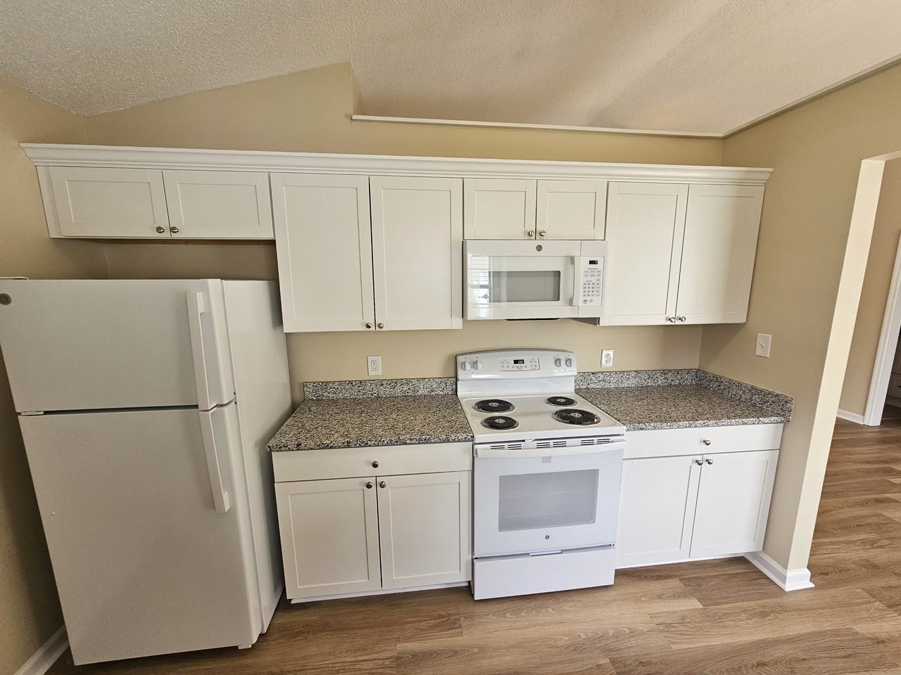 1802 Barberry Dr #1802 - Photo 6 of 13