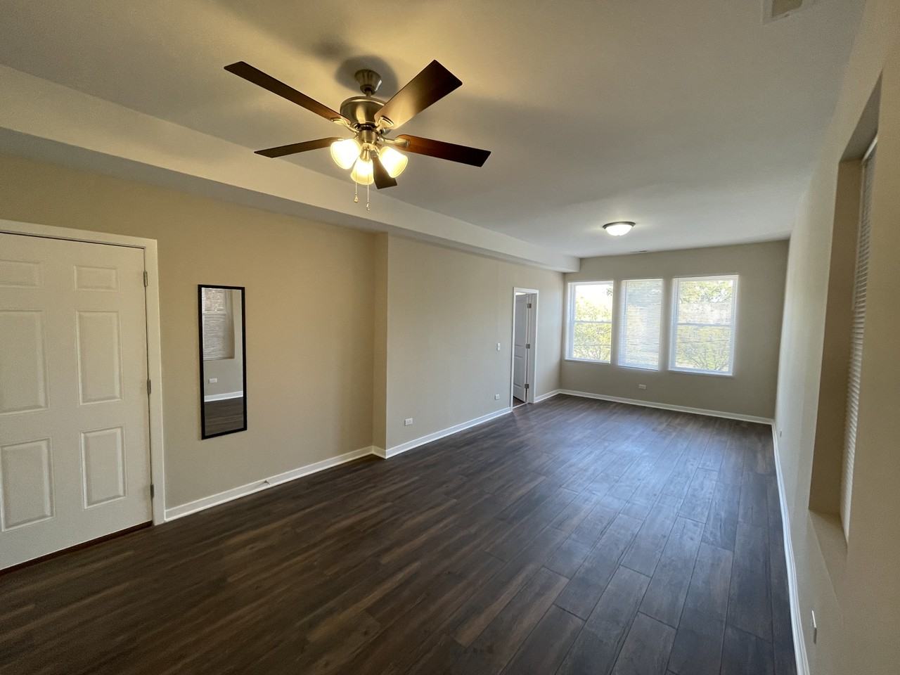 122 S Central Ave #2 - Photo 3 of 8