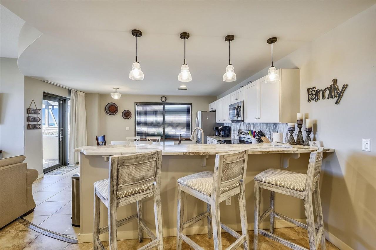 15100 Front Beach Road - Photo 5 of 25