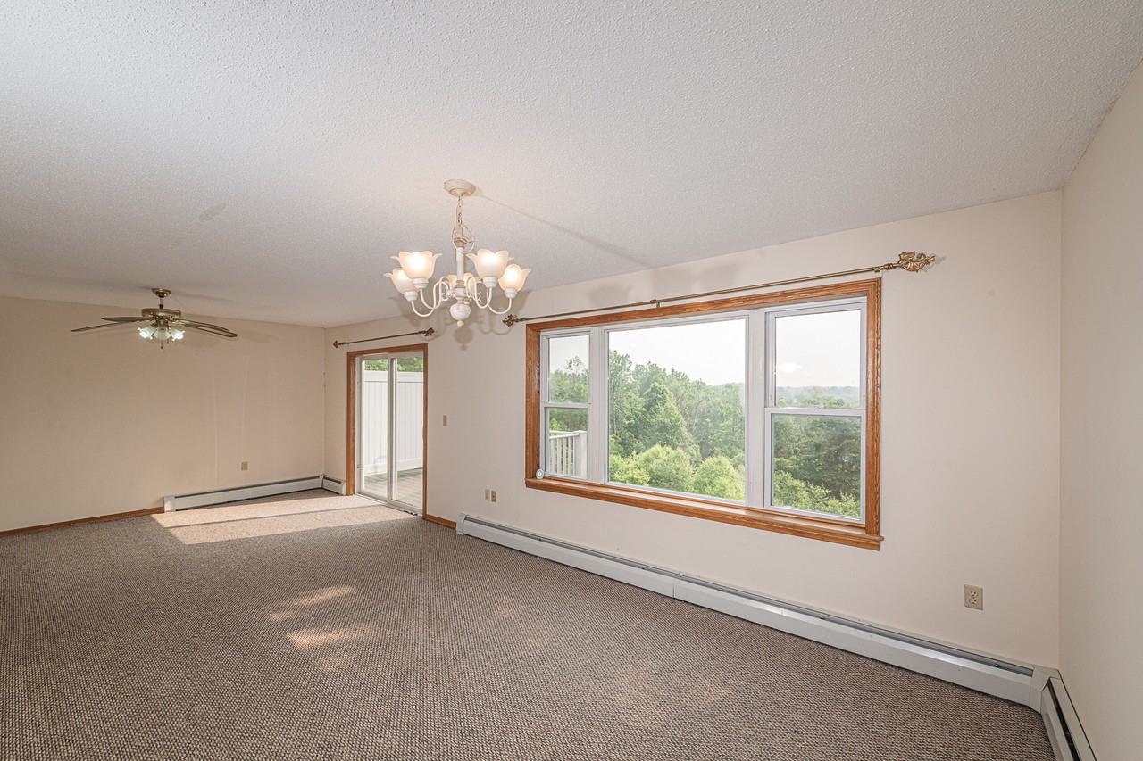 80 Riggs Dr, #4 - Photo 3 of 13