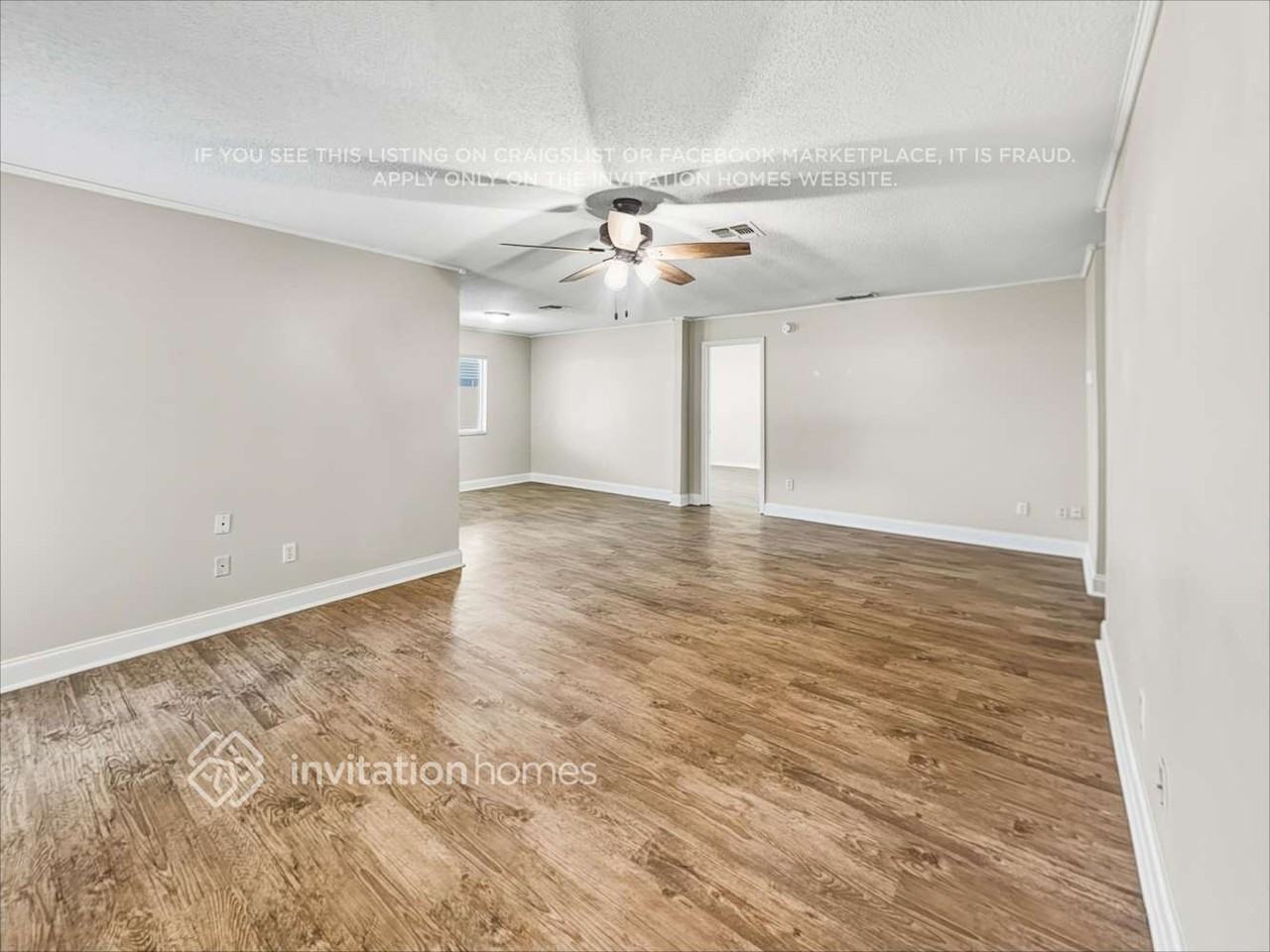 1172 La Mesa Ave - Photo 5 of 22