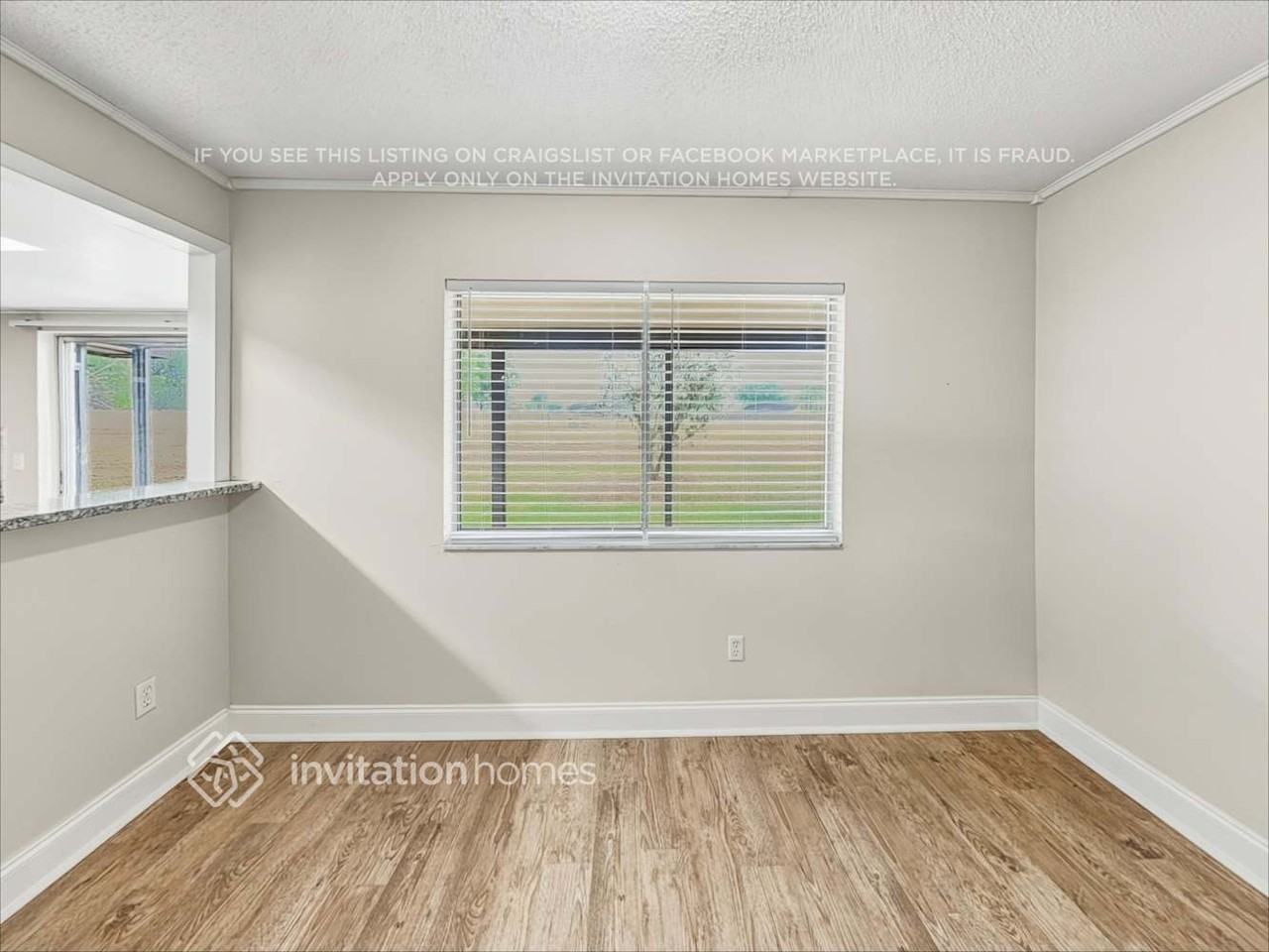 1172 La Mesa Ave - Photo 6 of 22