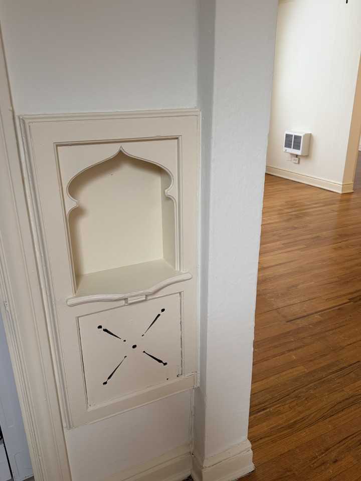 1275 N Washington St #10 - Photo 4 of 13