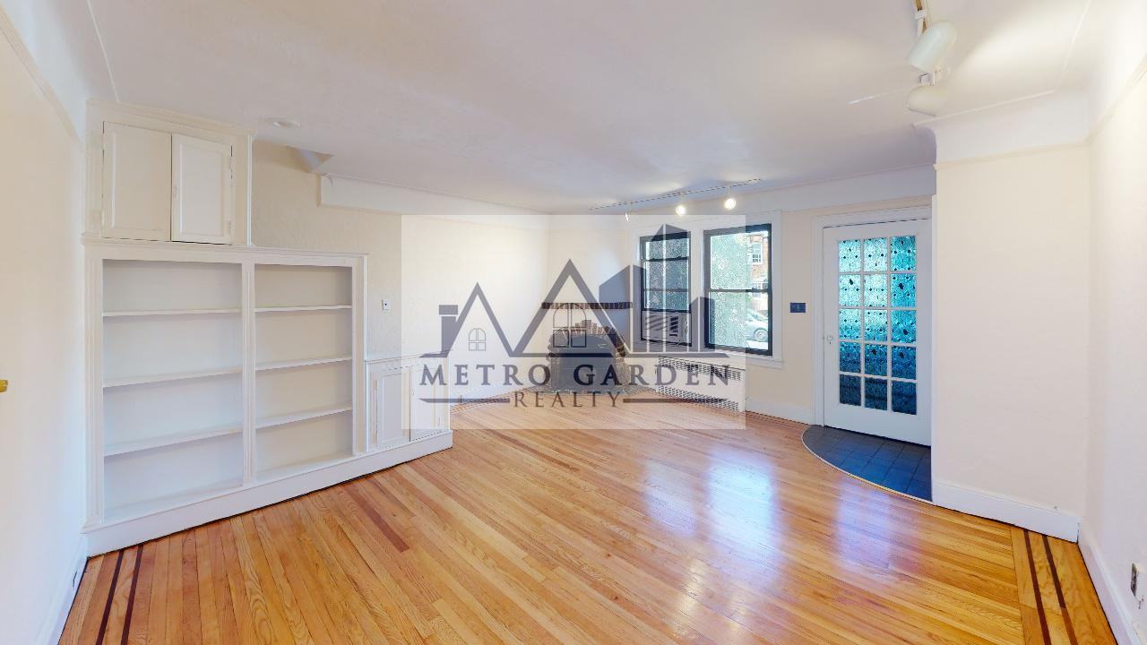 68-24 Juno Street - Photo 6 of 51