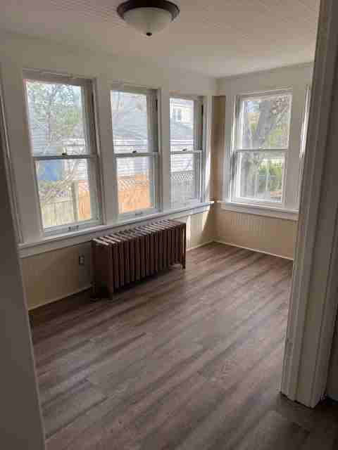 953 West 6th Avenue - Photo 2 of 4