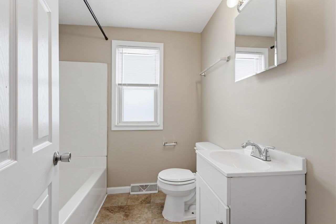12865 Eureka Rd #2F - Photo 7 of 12