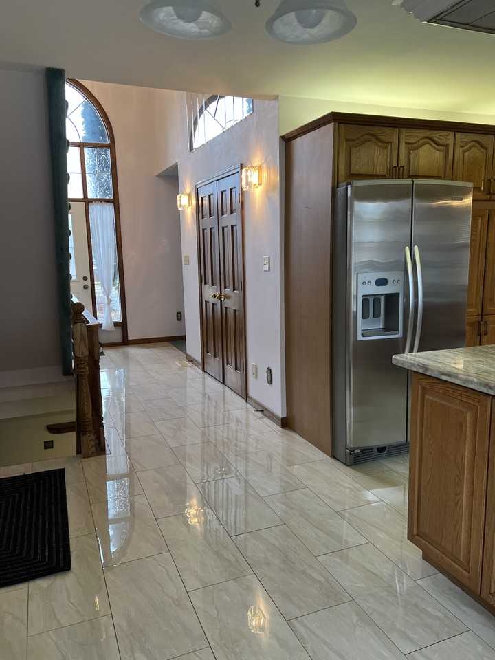 1664 Forster Avenue - Photo 6 of 7