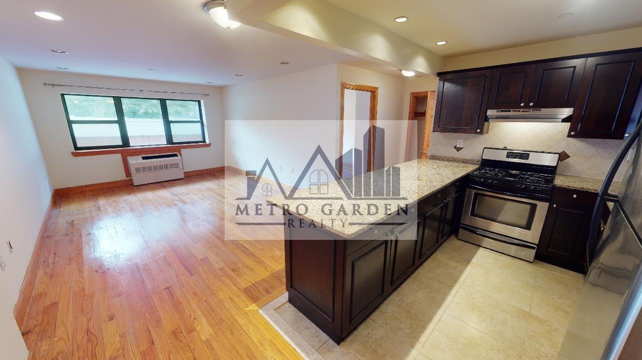 84-14 143rd Street #2E - Photo 3 of 23