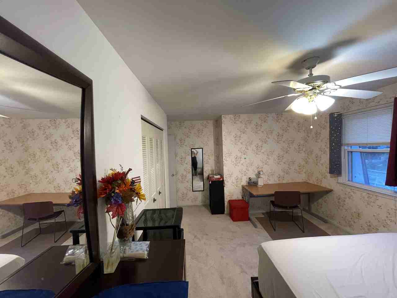 10318 Commonwealth Boulevard - Photo 2 of 15